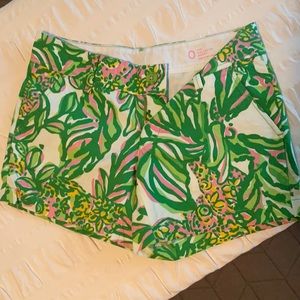 Lilly shorts size 0